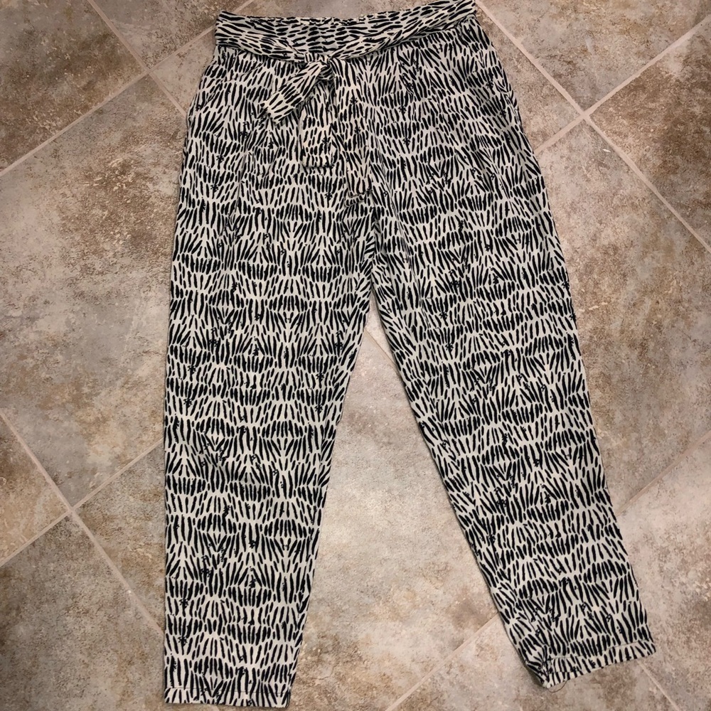 B&W pants